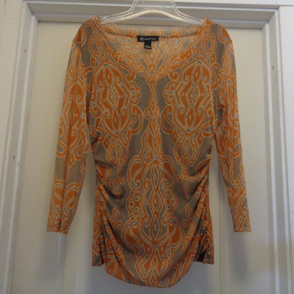 WHITE LOTUS STYLE BOHO COLORS I.N.C. MUTED ORANGE & BROWN FEMME TOP W RUCHING…